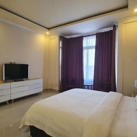 Grand Puri Hotel Batununggul Bagian luar foto