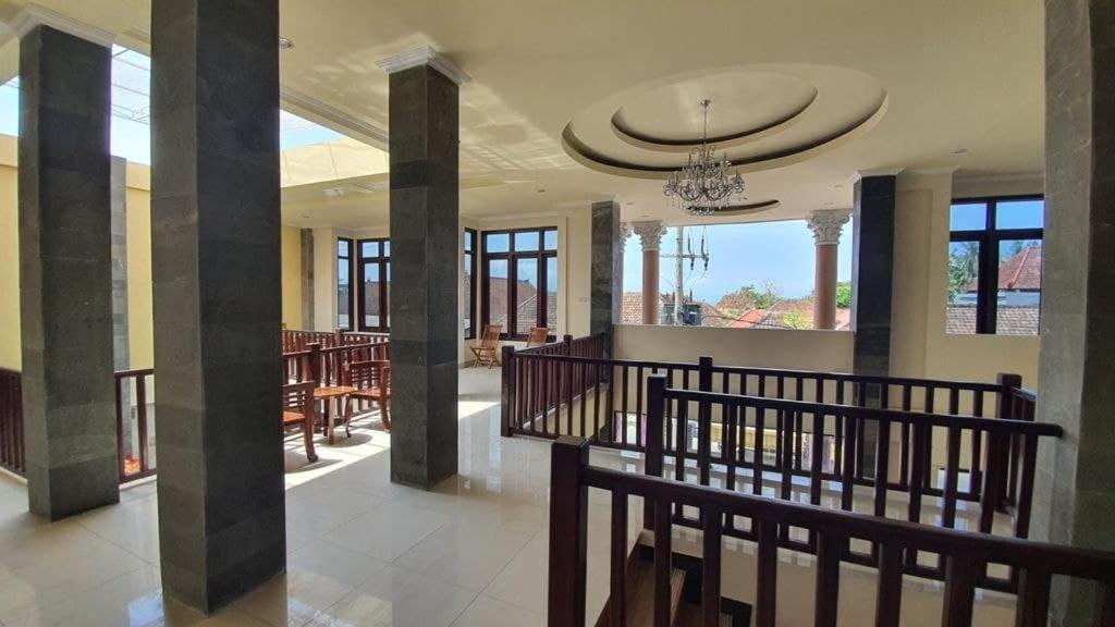 Grand Puri Hotel Batununggul Bagian luar foto
